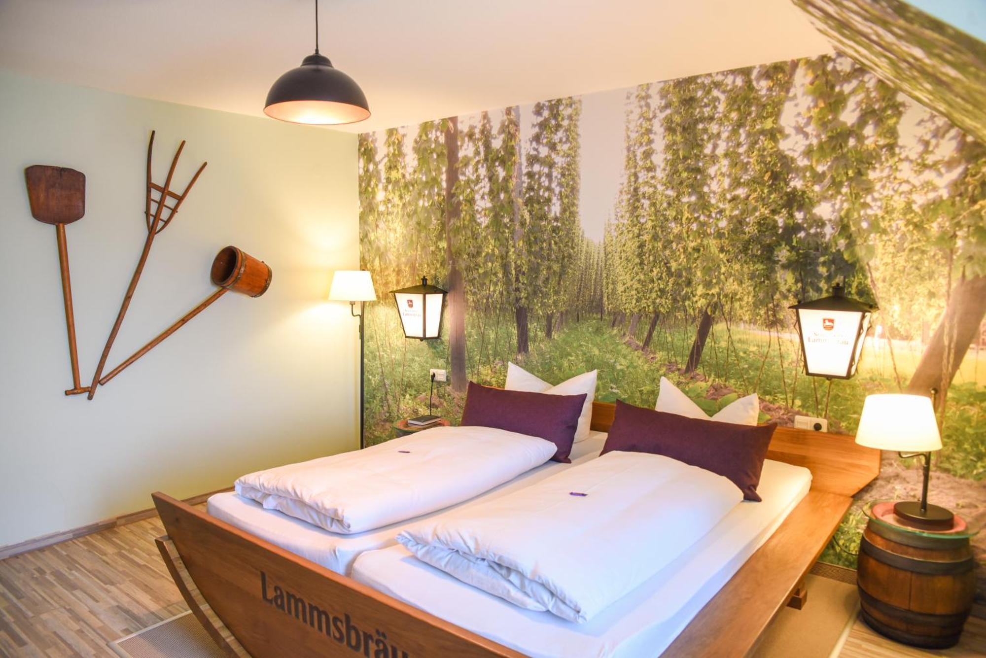 Hotel Nuernberger Hof نيوماركت إن دير أوبيرفالز المظهر الخارجي الصورة
