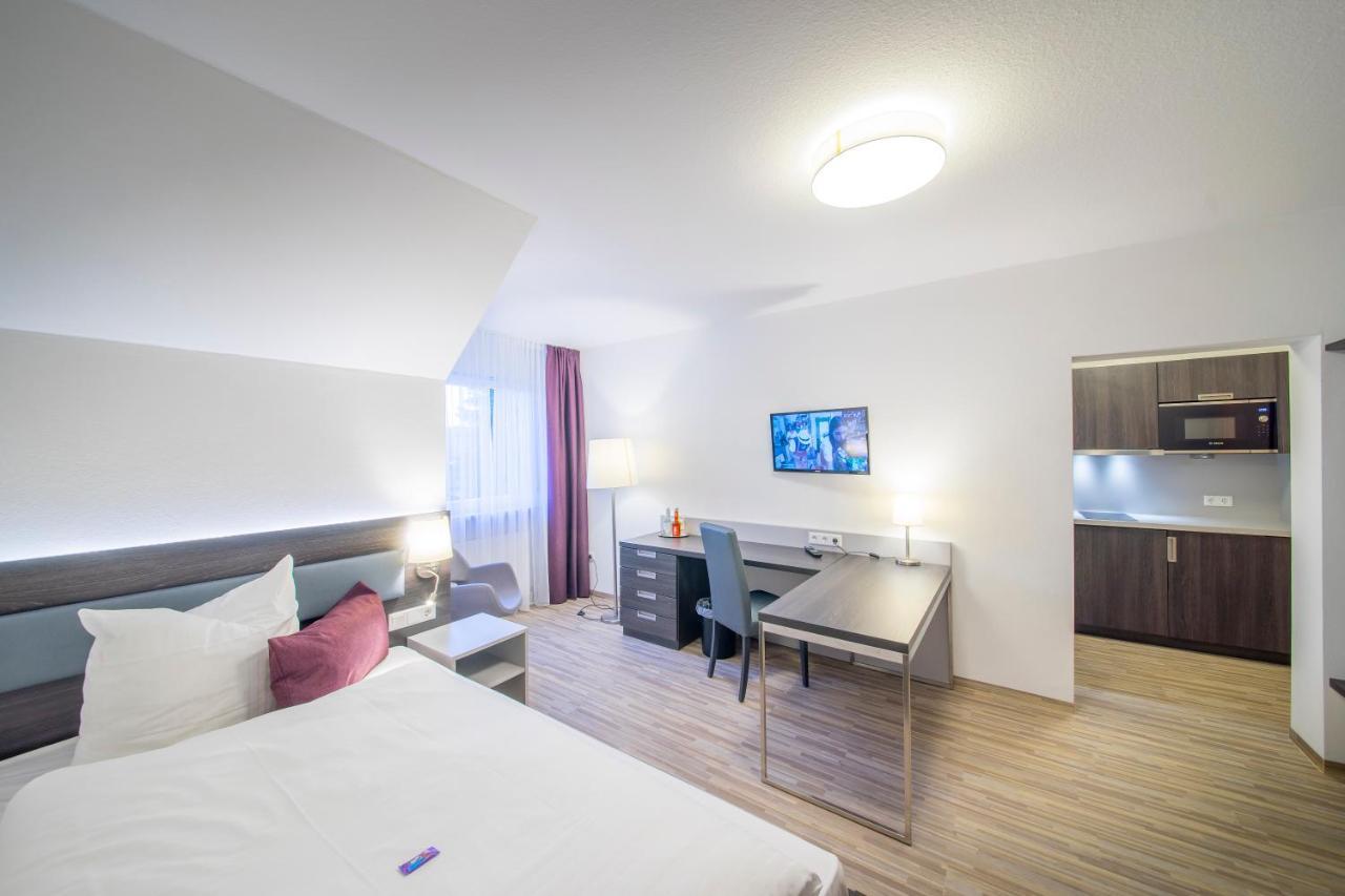 Hotel Nuernberger Hof نيوماركت إن دير أوبيرفالز المظهر الخارجي الصورة